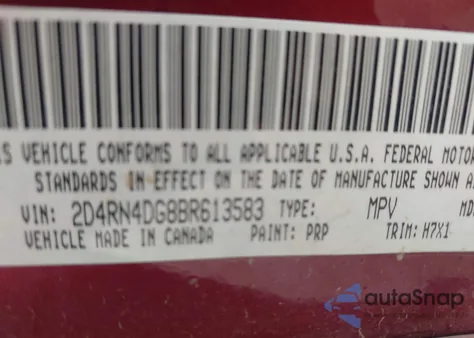 2011 Dodge Grand Caravan Express z USA, uszkodzony, nr VIN 2D4RN4DG8BR613583